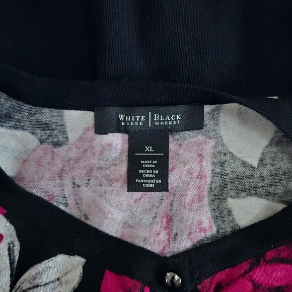 White House Black Market sz XL 3/4 sleeve button up sweater floral rose cardigan - Picture 3 of 3